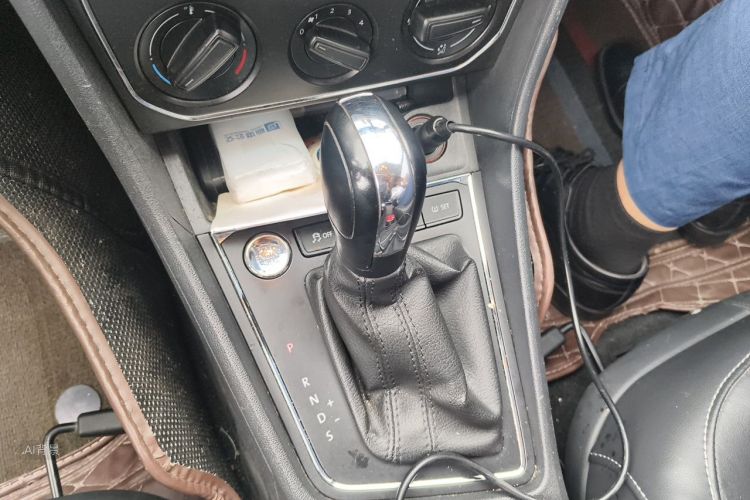 Volkswagen Lavida 2018 car image #10