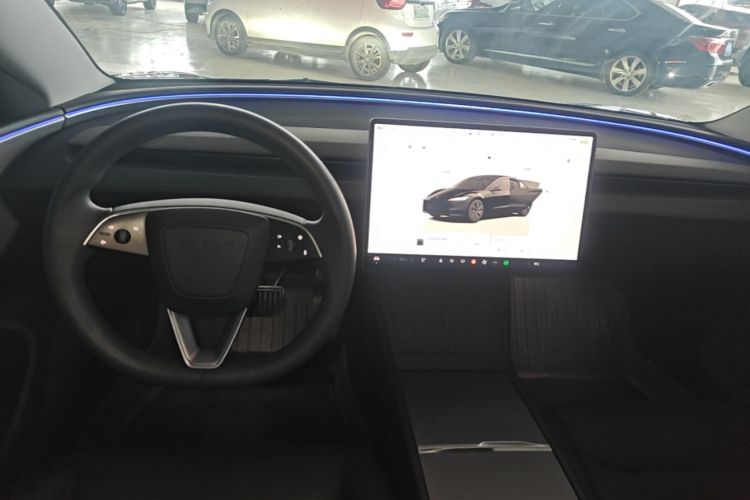 Tesla Model 3 2024 #14 Tesla Model 3 2024 car image #14