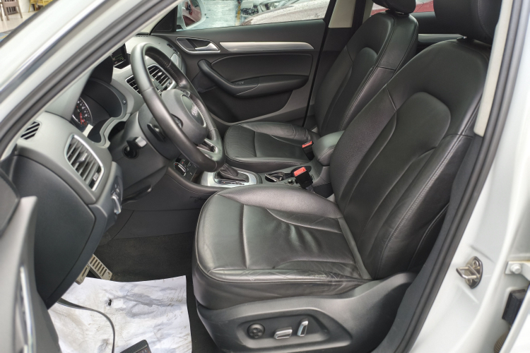 Audi Q3 2016 #15 Audi Q3 2016 car image #15