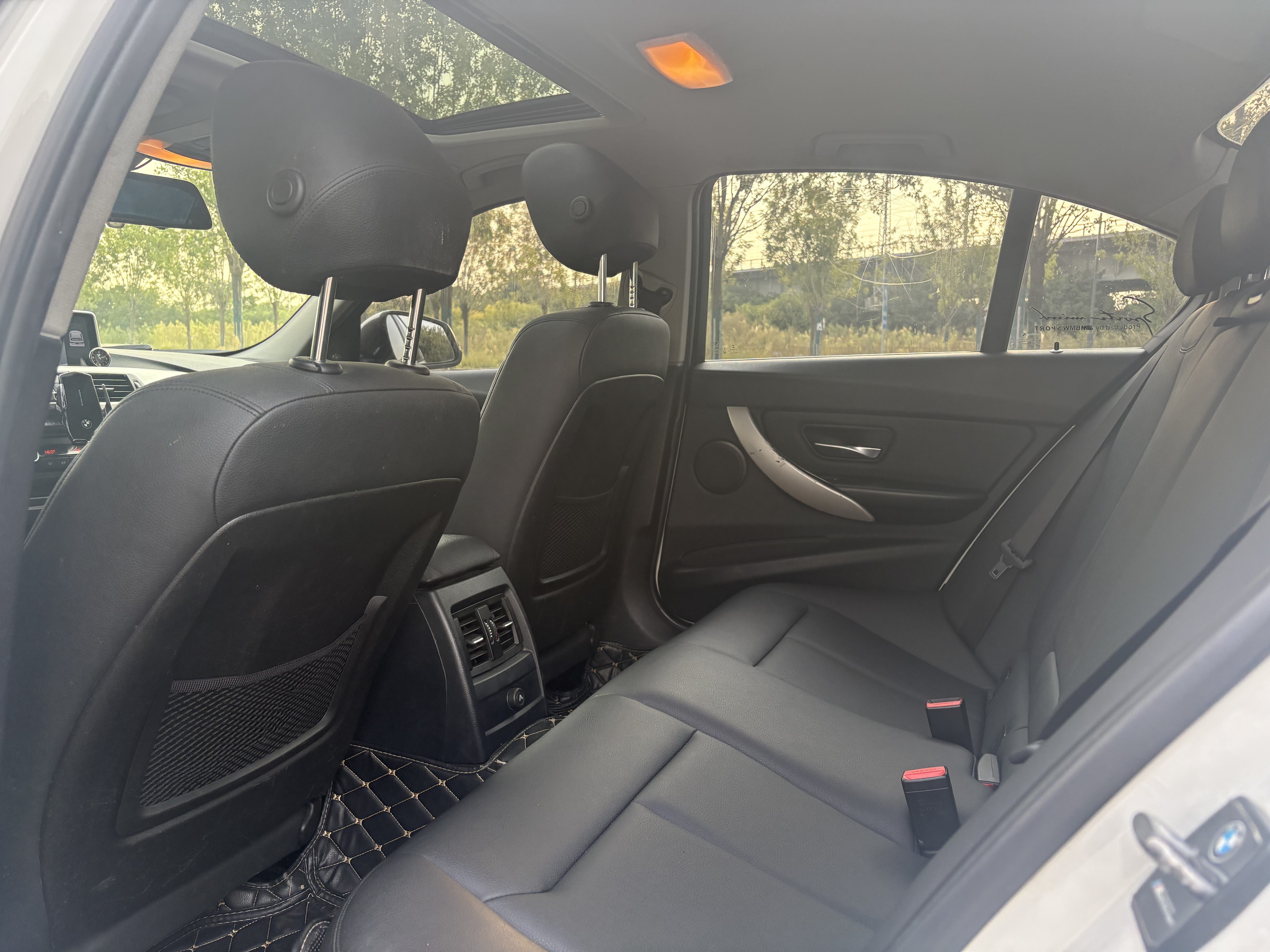 BMW 3 Series 2015 #5 BMW 3 Series 2015 car image #5