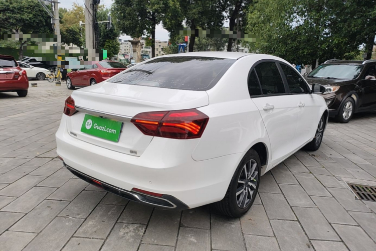 GEELY Emgrand 2020 car image #7