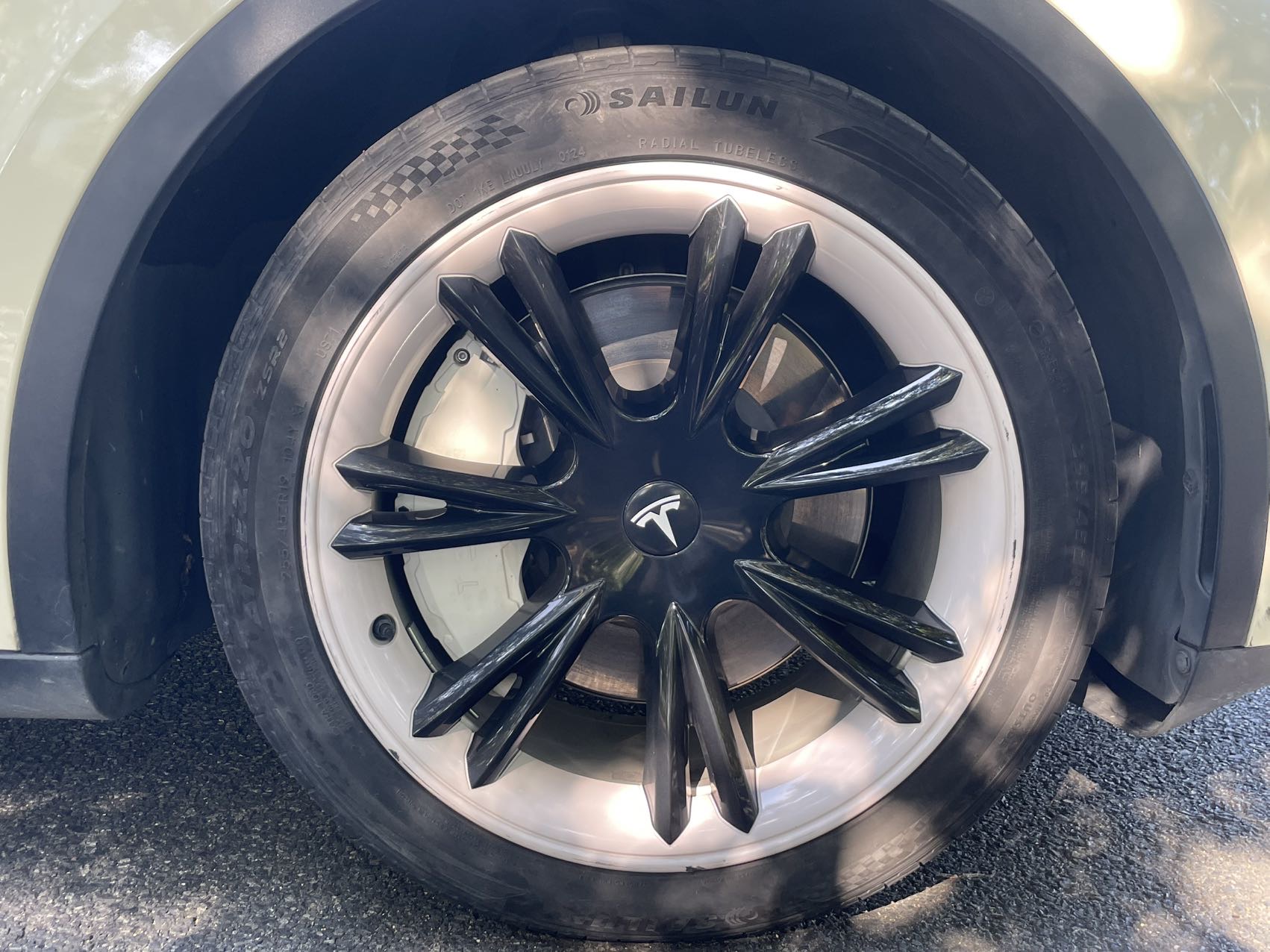 Tesla Model Y 2021 imagem de carro #10