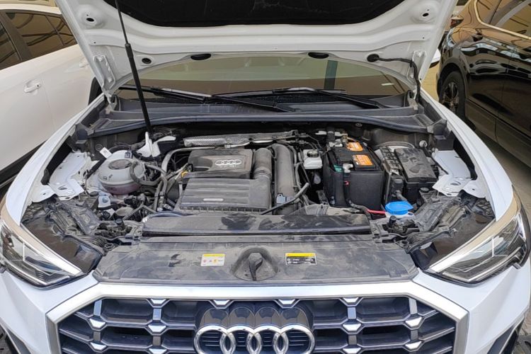 Audi Q3 2022 immagine di auto #20