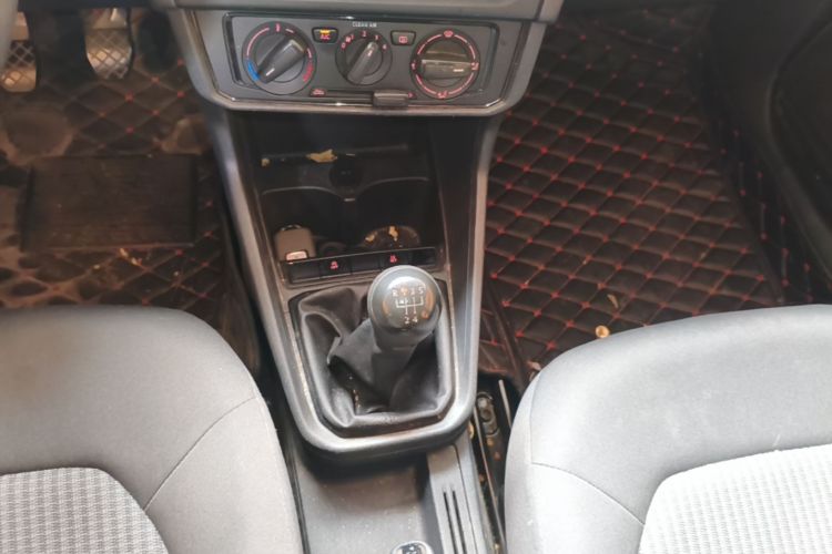 Volkswagen Santana 2019 #18 Volkswagen Santana 2019 car image #18