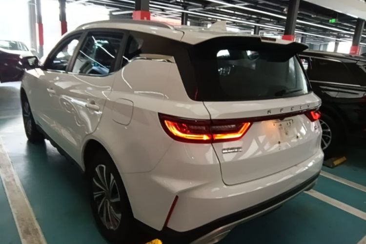 GEELY Vision X6 2022 immagine di auto #5