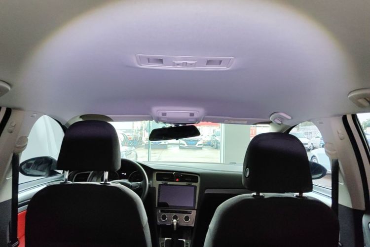 Volkswagen Golf 2015 car image #18