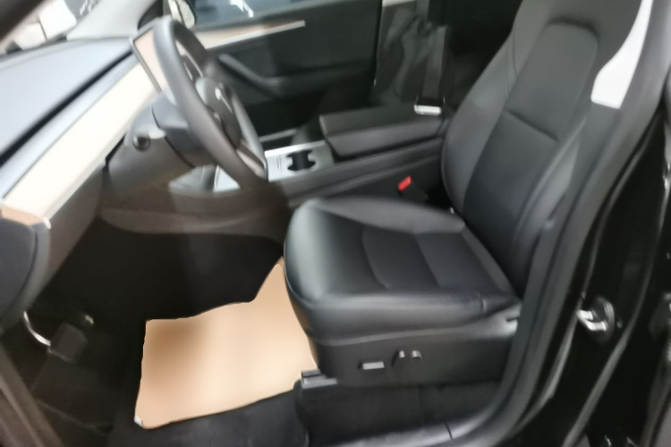 Tesla Model Y 2022 #19 Tesla Model Y 2022 car image #19