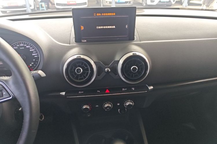 Audi A3 2017 immagine di auto #17