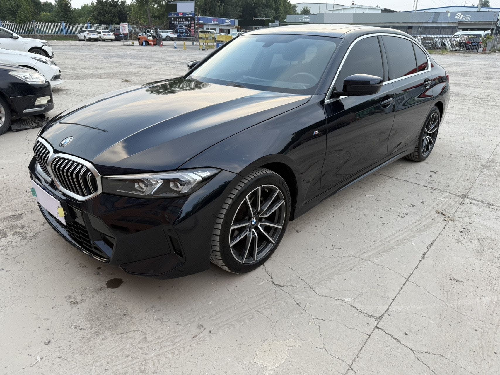 BMW 3 Series 2023 BMW 3 Series 2023 car image