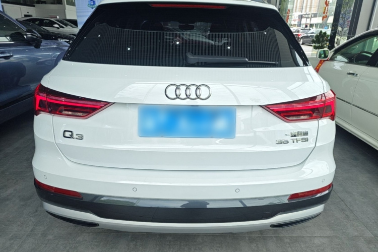 Audi Q3 2023 #4 Audi Q3 2023 car image #4
