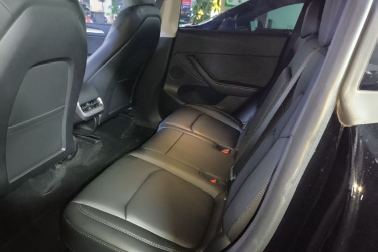 Tesla Model Y 2023 #17 Tesla Model Y 2023 car image #17