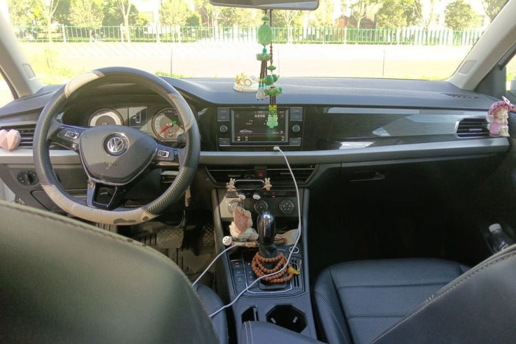 Volkswagen Lavida 2020 car image #7