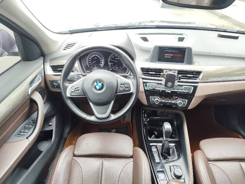 BMW X1 2018 immagine di auto #5