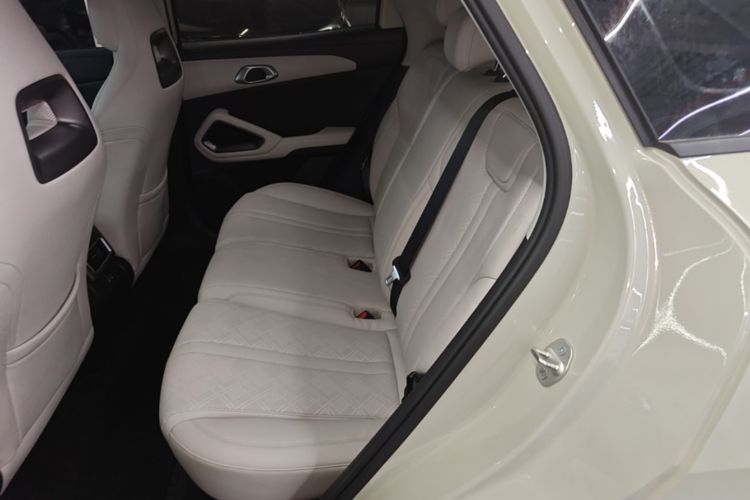 BYD YuanUP 2026 #17 BYD YuanUP 2026 car image #17