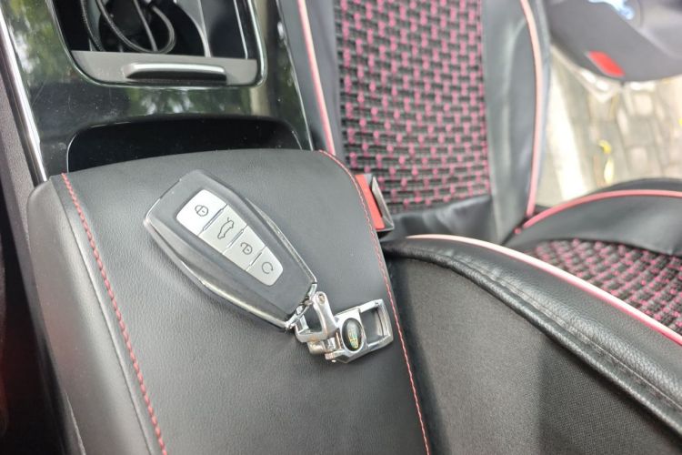 GEELY Emgrand GS 2020 car image #11