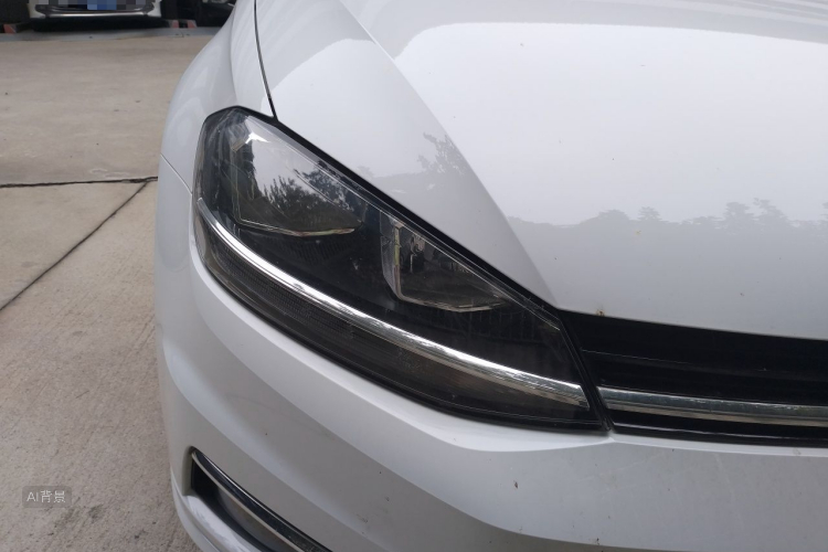 Volkswagen Golf 2020 car image #8