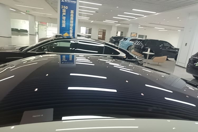 MI SU7 2025 car image #25