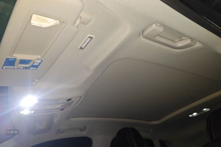 Audi Q3 2021 car image #20