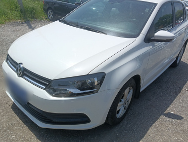Volkswagen Polo 2016 Volkswagen Polo 2016 car image