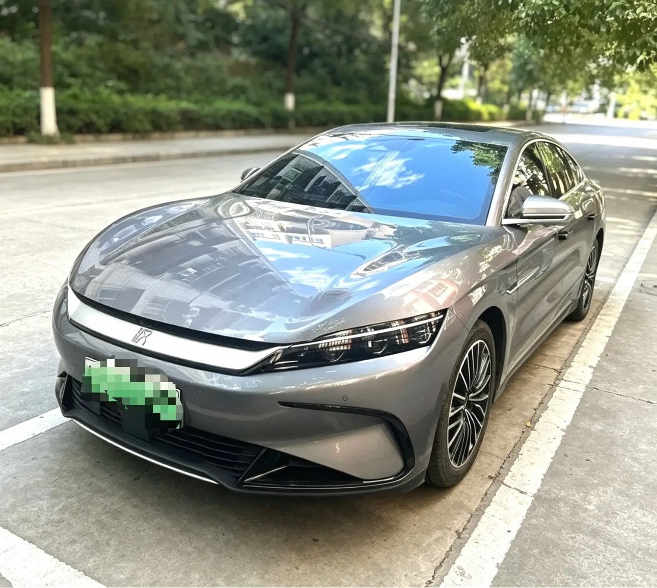 BYD Han 2023 BYD Han 2023 car image