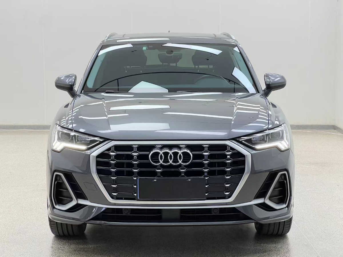 Audi Q3 2022 #2 Audi Q3 2022 car image #2