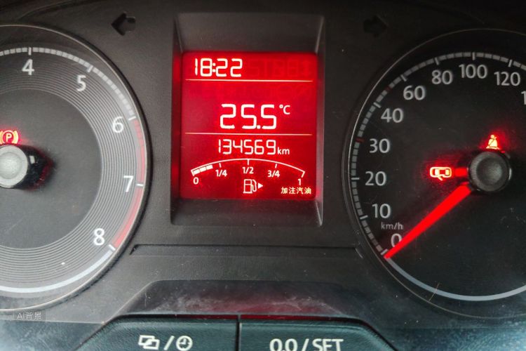 Volkswagen Santana 2017 car image #14