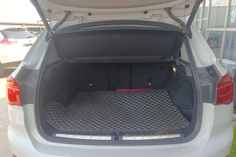 BMW X1 2019 #21 BMW X1 2019 car image #21