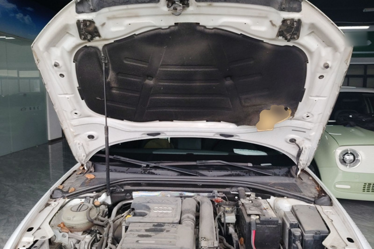 Audi A3 2015 car image #23