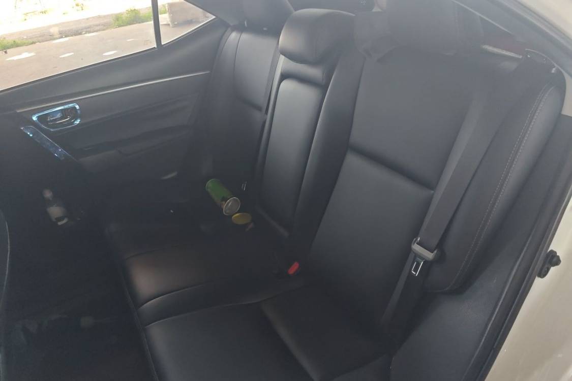 Toyota Corolla 2018 car image #21