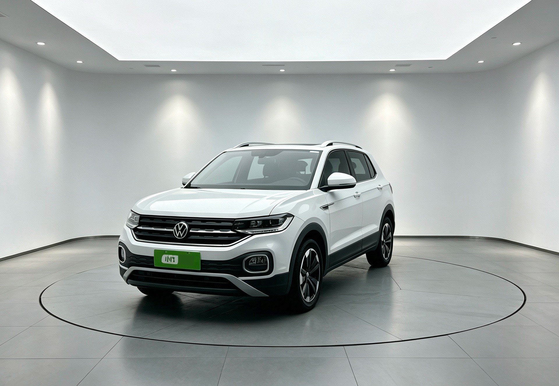 Volkswagen Tacqua 2022 car image 