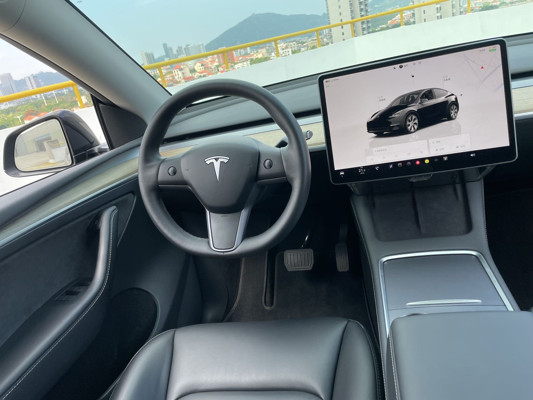 Tesla Model Y 2023 #7 Tesla Model Y 2023 car image #7