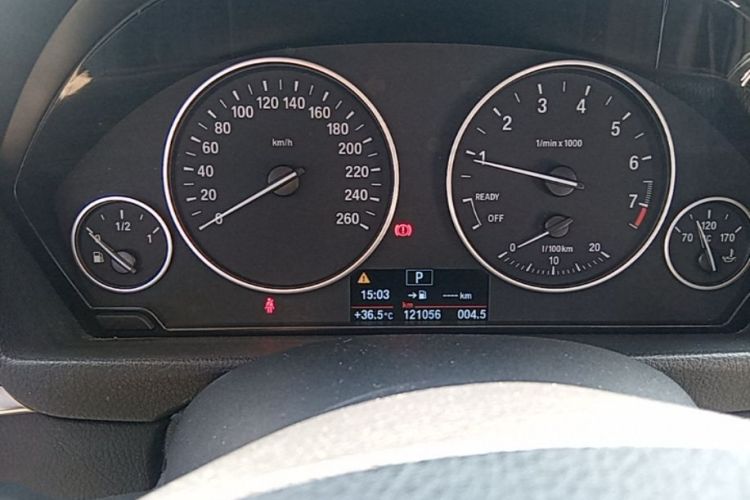 BMW 3 Series 2017 #19 BMW 3 Series 2017 immagine di auto #19