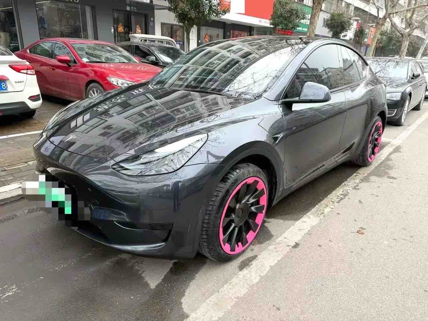 Tesla Model Y 2024 Tesla Model Y 2024 car image