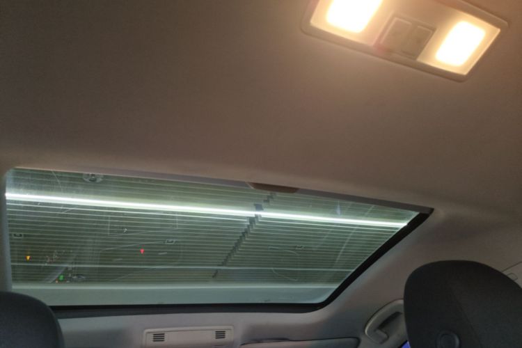 Volkswagen Golf 2015 car image #18