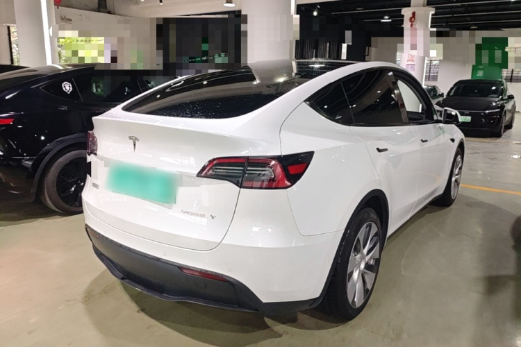 Tesla Model Y 2021 #7 Tesla Model Y 2021 car image #7