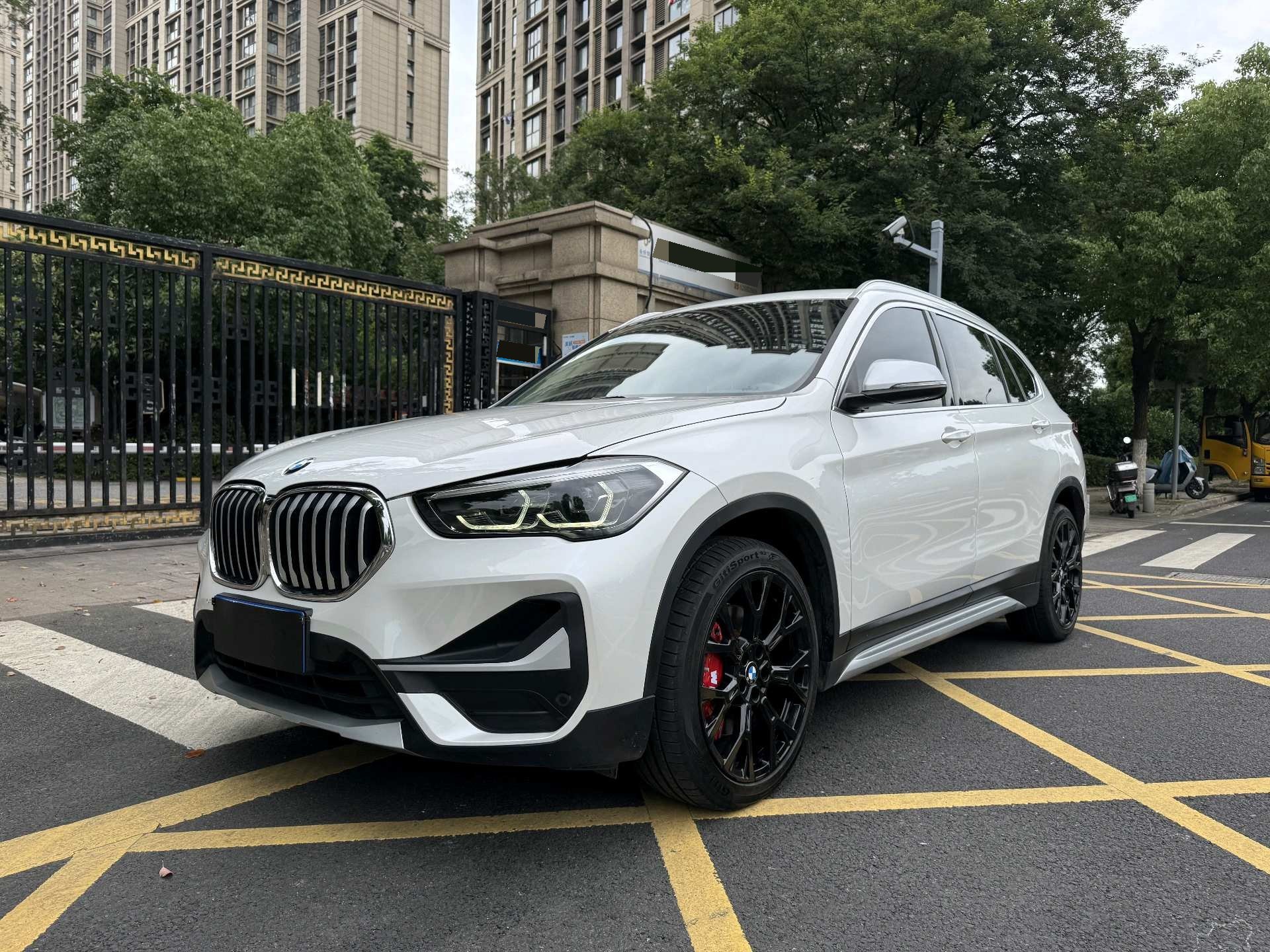 BMW X1 2022 BMW X1 2022 car image