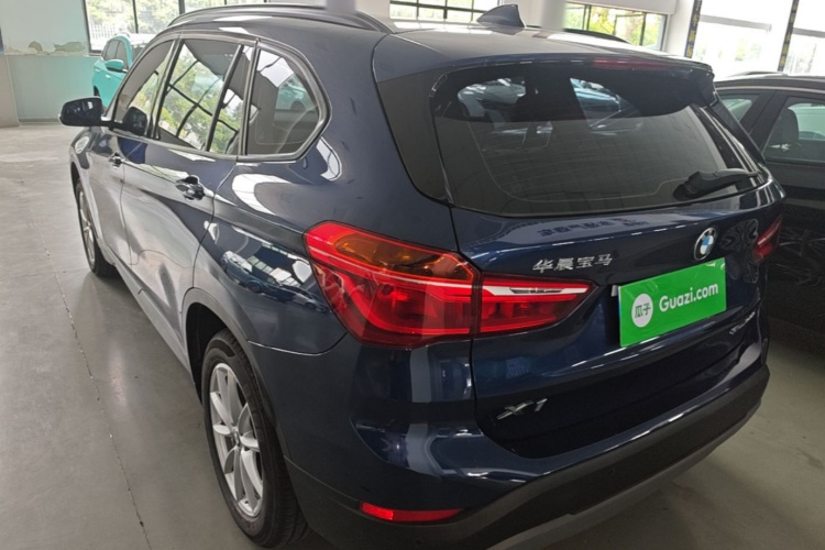 BMW X1 2019 #5 BMW X1 2019 car image #5