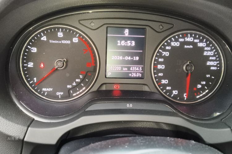 Audi A3 2018 car image #14