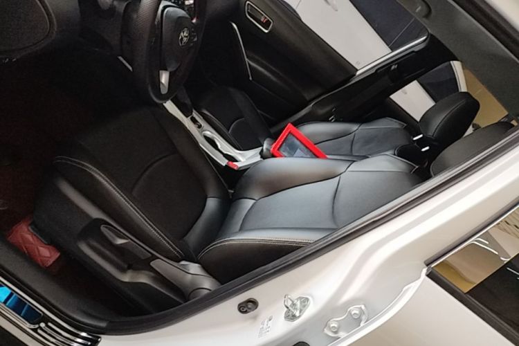 Toyota Corolla Cross 2023 car image #15
