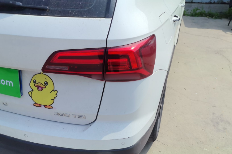 Volkswagen Tharu 2022 immagine di auto #8