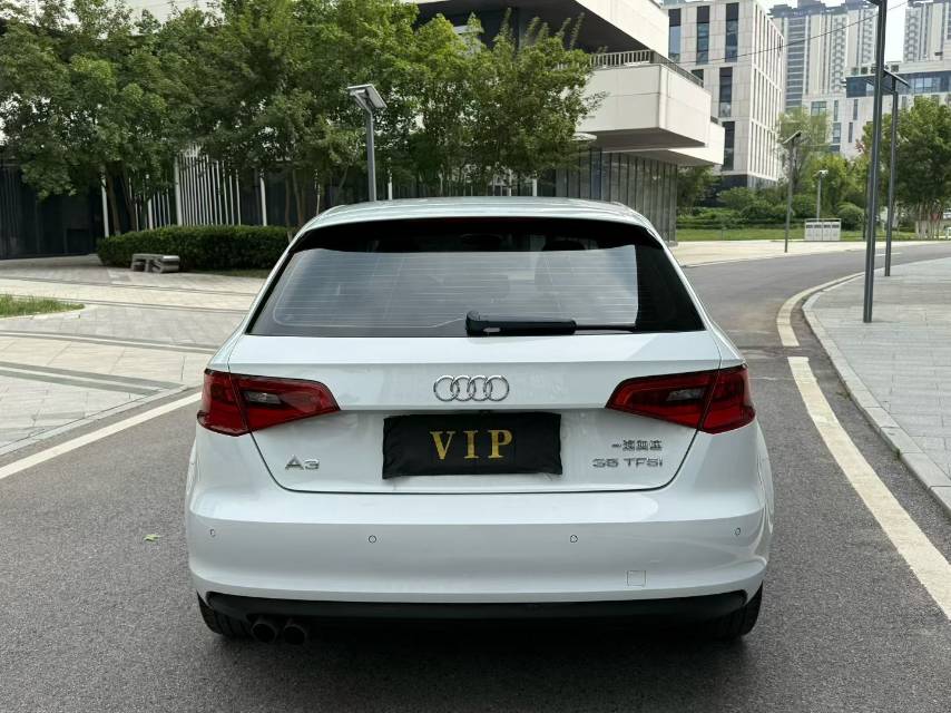 Audi A3 2015 car image #8