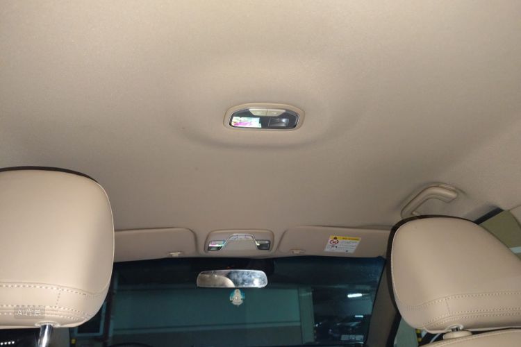 GEELY Emgrand 2018 car image #20