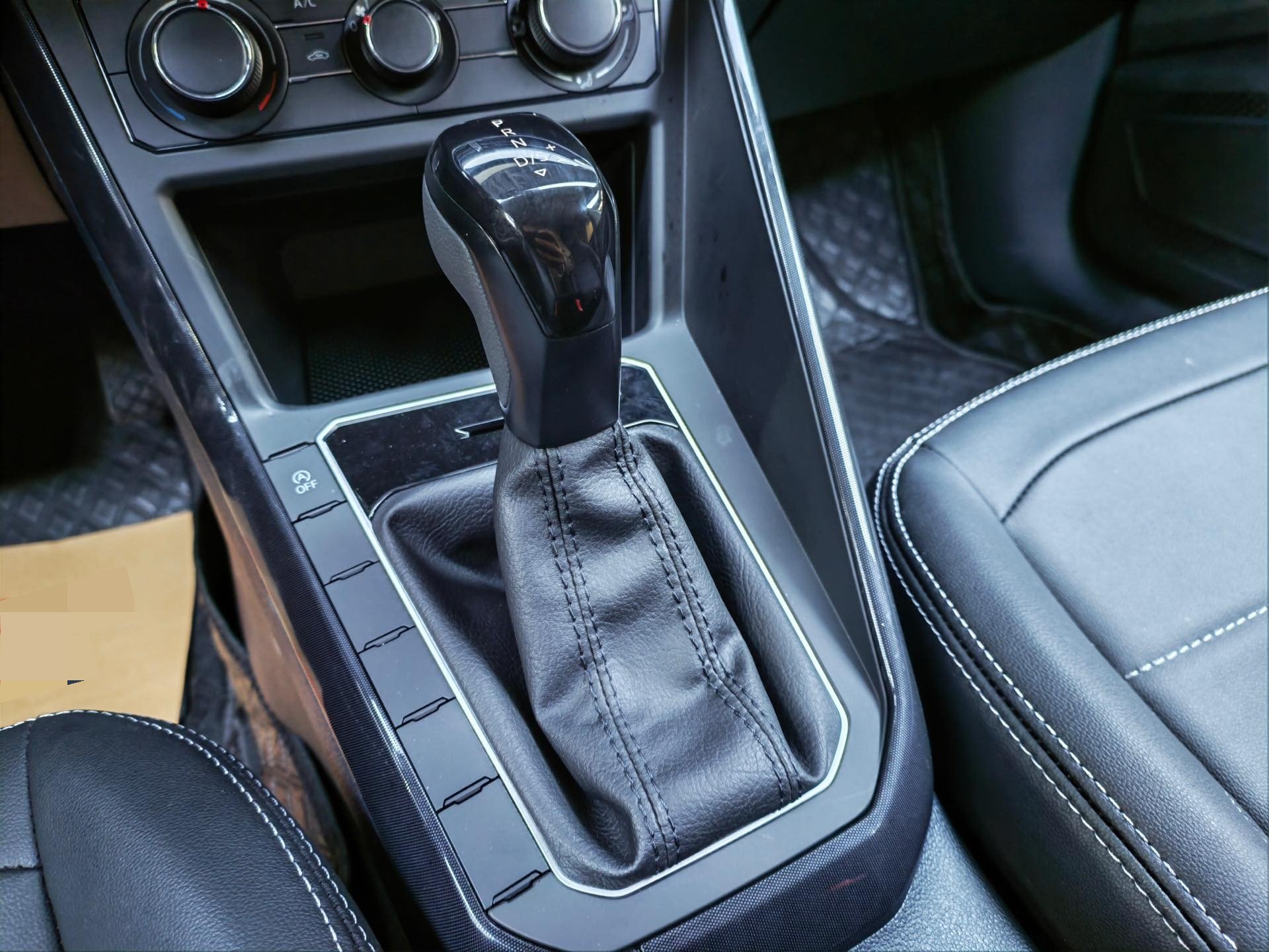 Volkswagen Lavida 2025 car image #14