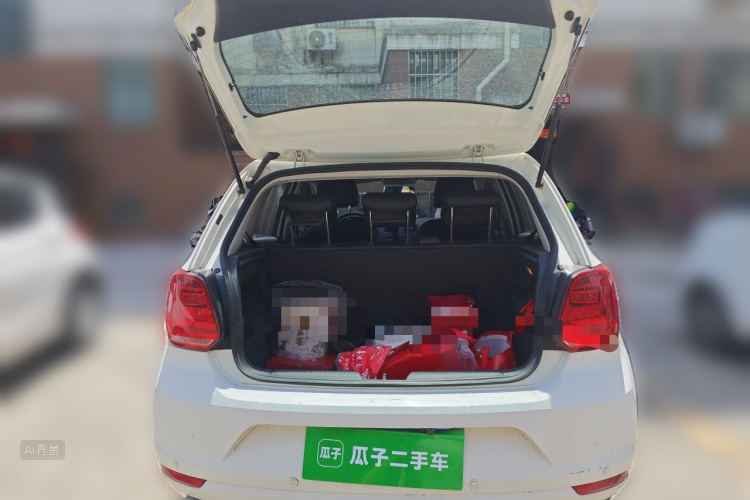 Volkswagen Polo 2018 car image #21