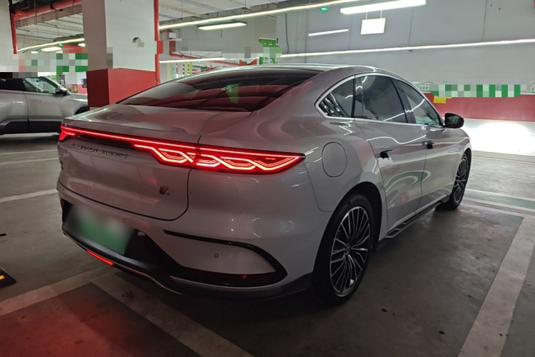 BYD Han 2024 car image #7