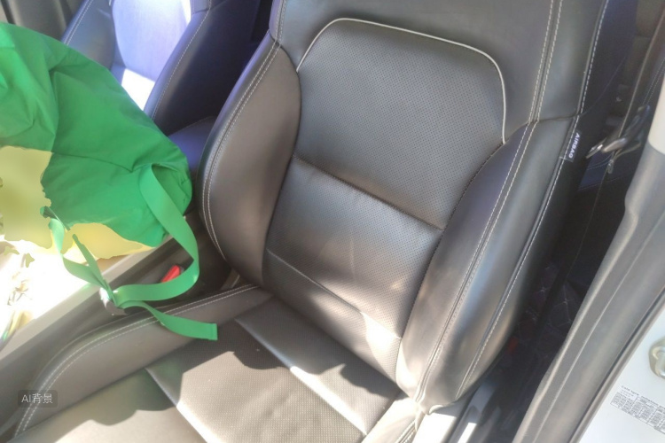 GEELY Coolray 2020 immagine di auto #17