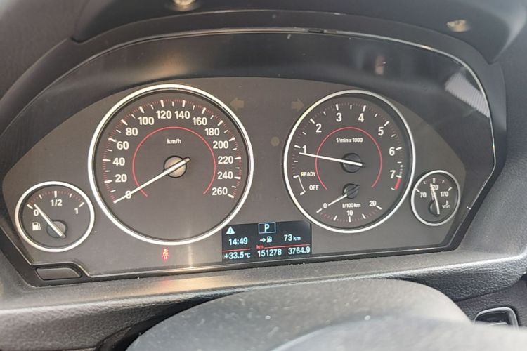BMW 3 Series 2017 #12 BMW 3 Series 2017 car image #12
