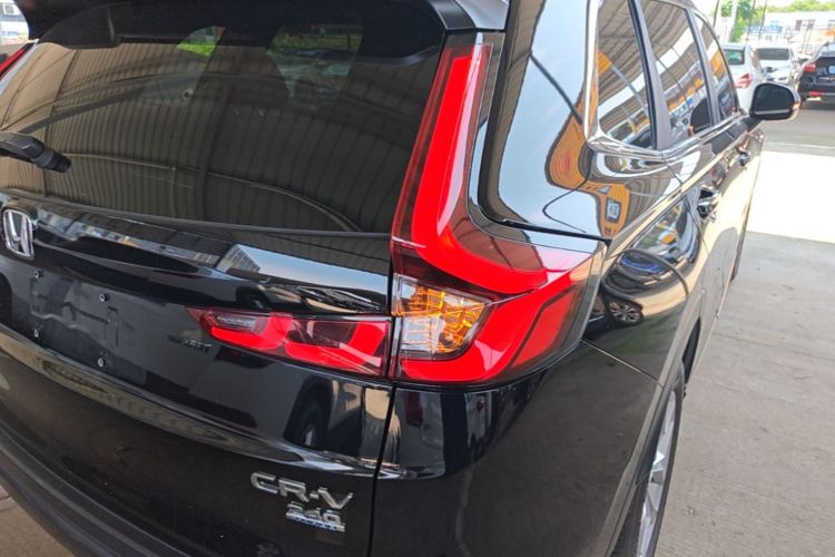 Honda CR-V 2023 car image #8