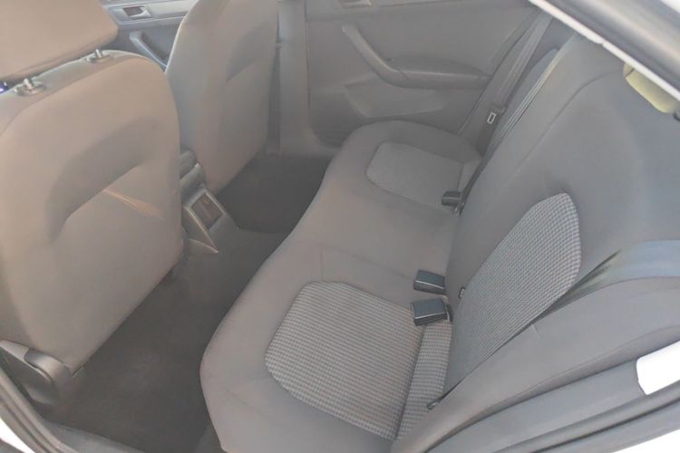 Volkswagen Santana 2022 car image #17