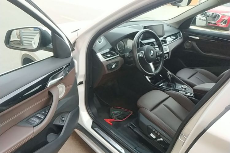 BMW X1 2022 car image #16